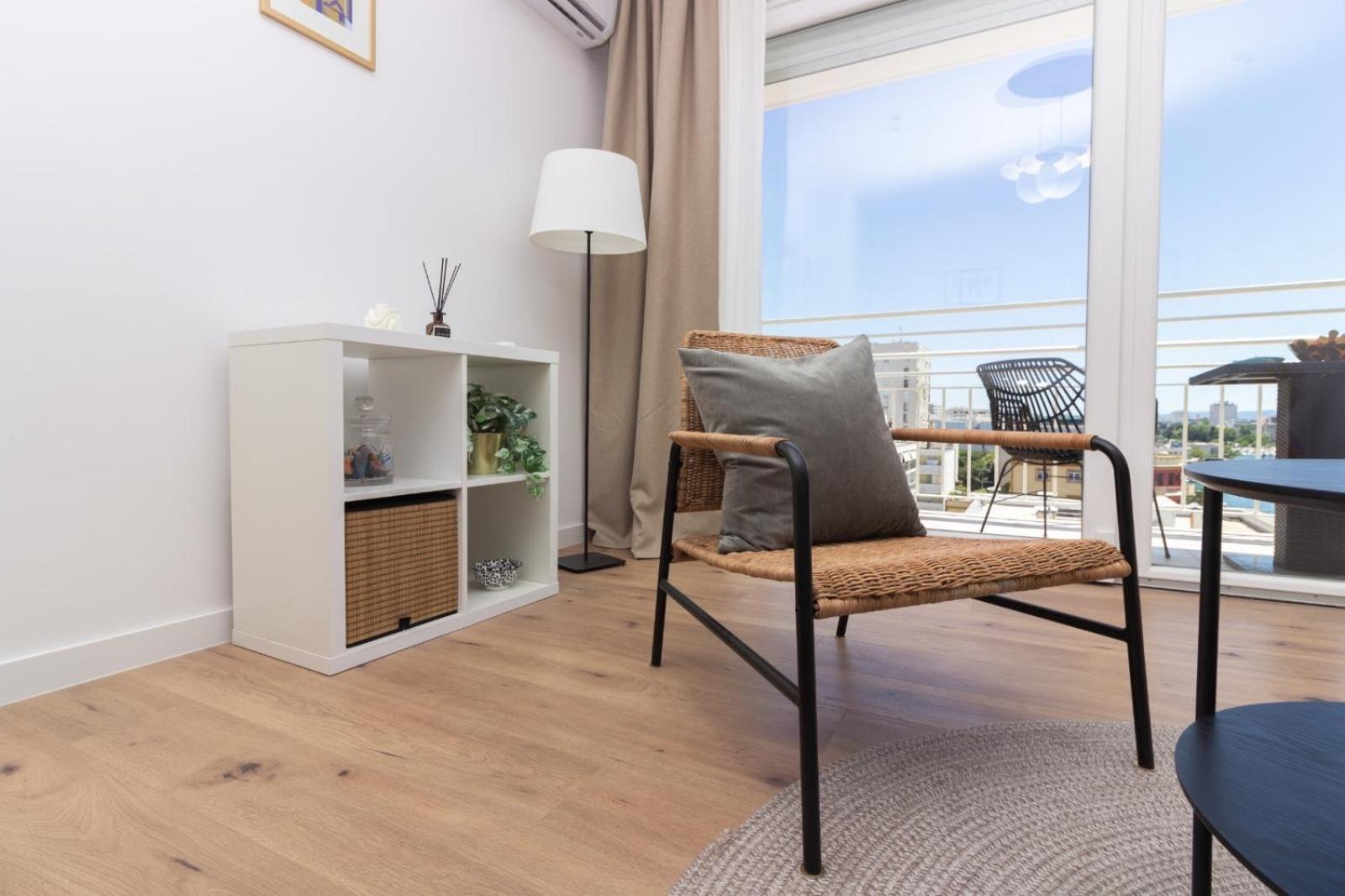 Sea View Mia Just Renovated Apartment *